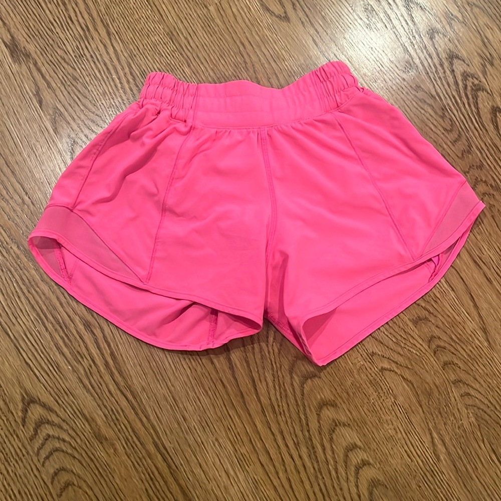 SUPPER RARE Lululemon Hotty Hot shorts Highlight Pink